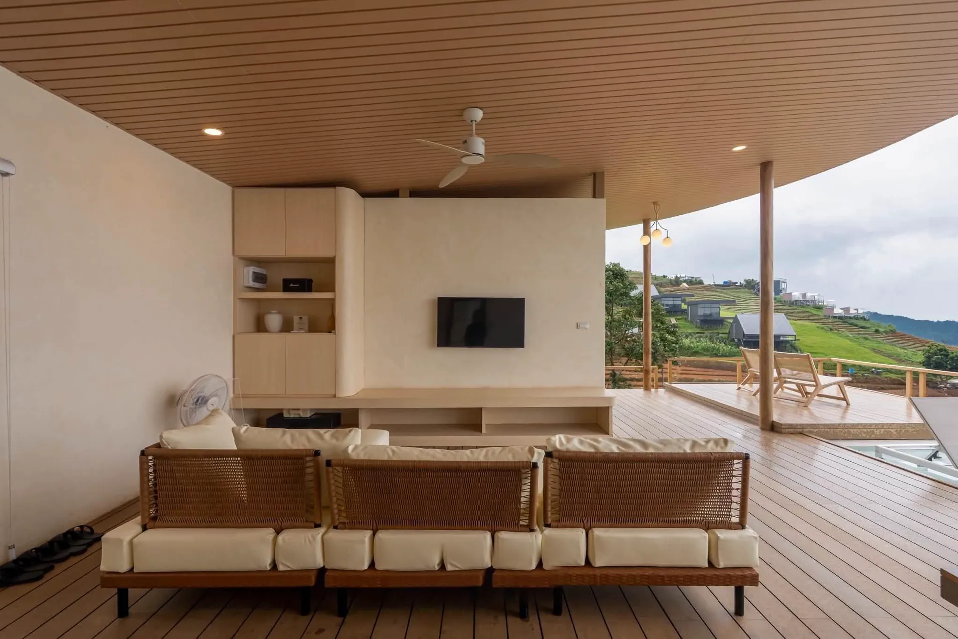 Open living room facing the mountains